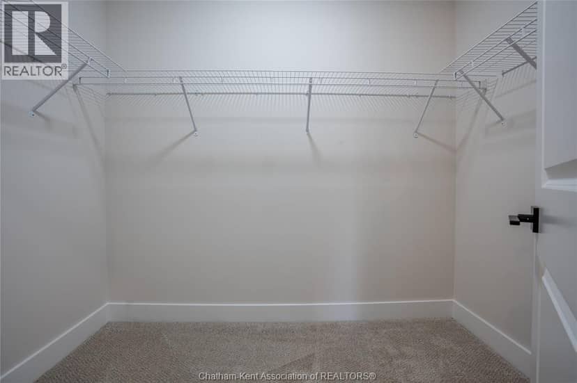 25 Duskridge ROAD — photo 11 of 28