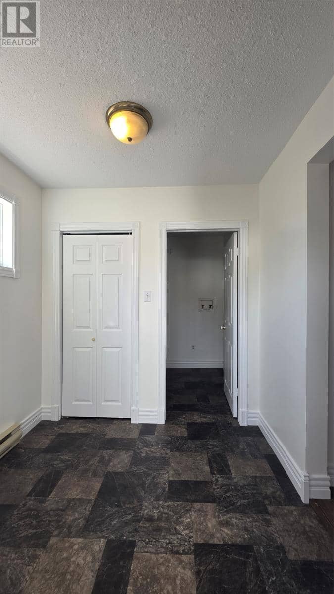 218 Durrell Street — photo 11 of 37