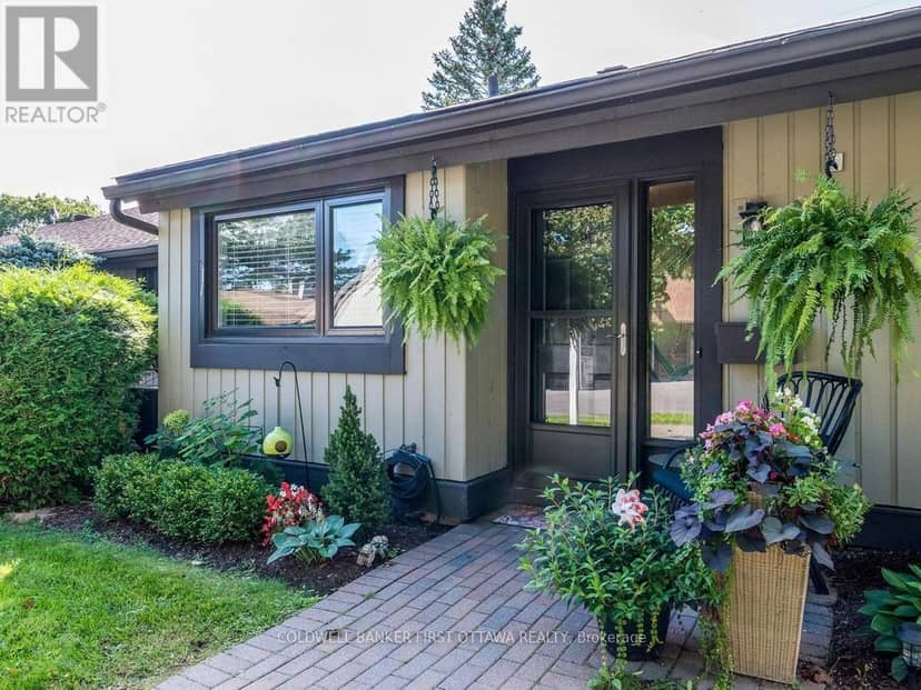 12 Kittansett Court — photo 2 of 39
