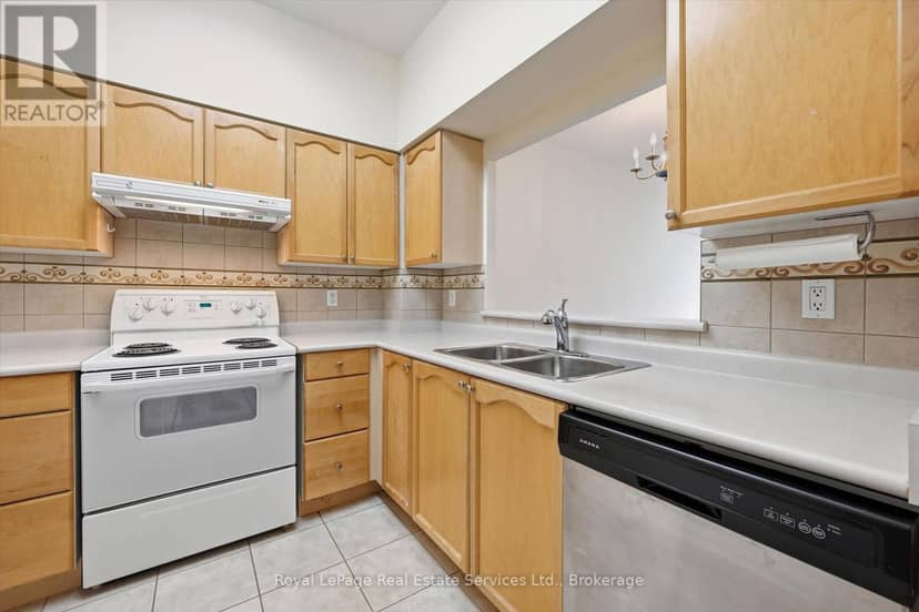 1510 - 100 Burloak Drive — photo 3 of 37