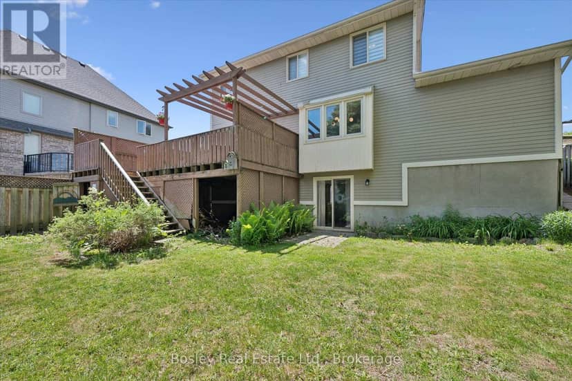 52 Stirling Macgregor Drive — photo 29 of 36