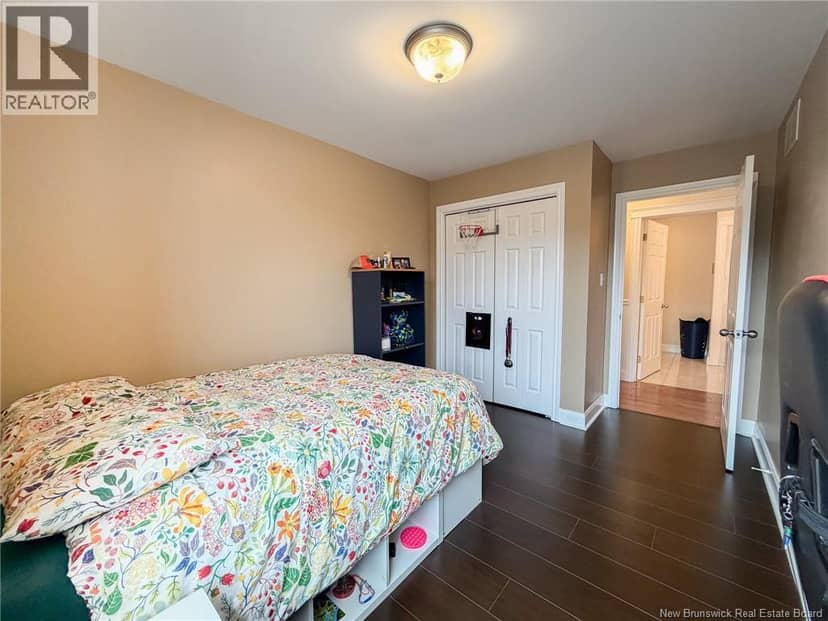 44 Brown Boulevard Unit# 2F — photo 29 of 40
