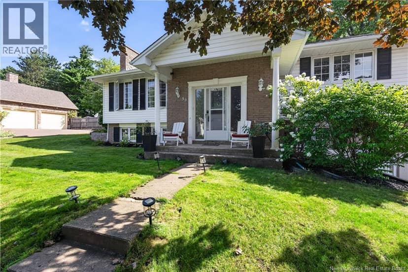 56 Fairway Boulevard — photo 2 of 40