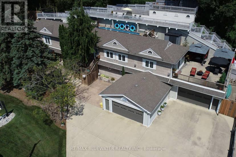 7196 Outer Drive — photo 26 of 40