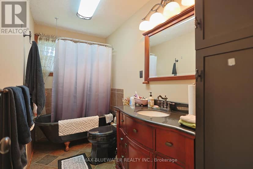 9997 Edward Street — photo 25 of 40