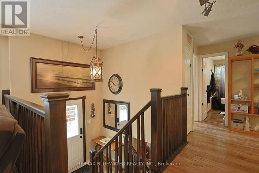 9997 Edward Street — photo 9 of 40