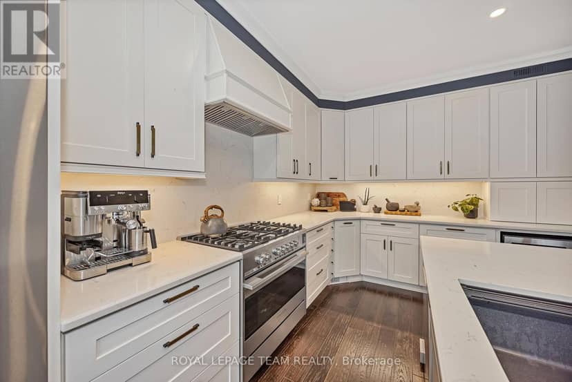 2842 Grand Canal Street — photo 14 of 40