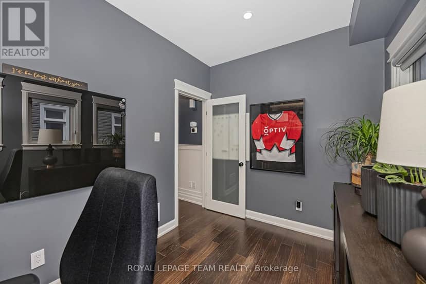 2842 Grand Canal Street — photo 17 of 40