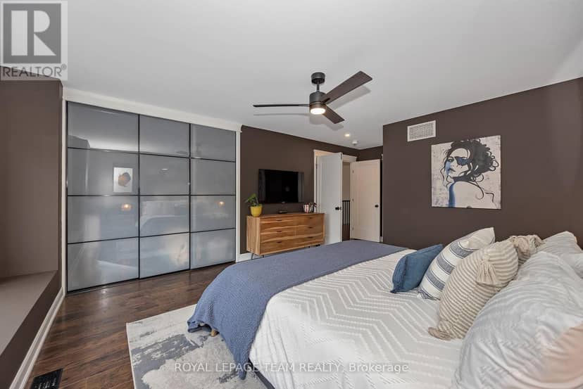 2842 Grand Canal Street — photo 21 of 40
