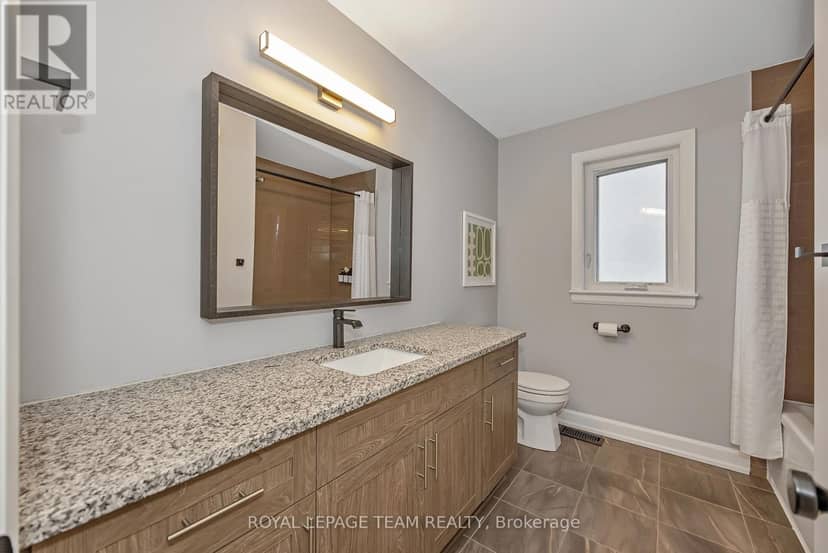 2842 Grand Canal Street — photo 32 of 40