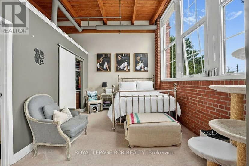 207 - 543 Timothy Street — photo 13 of 39