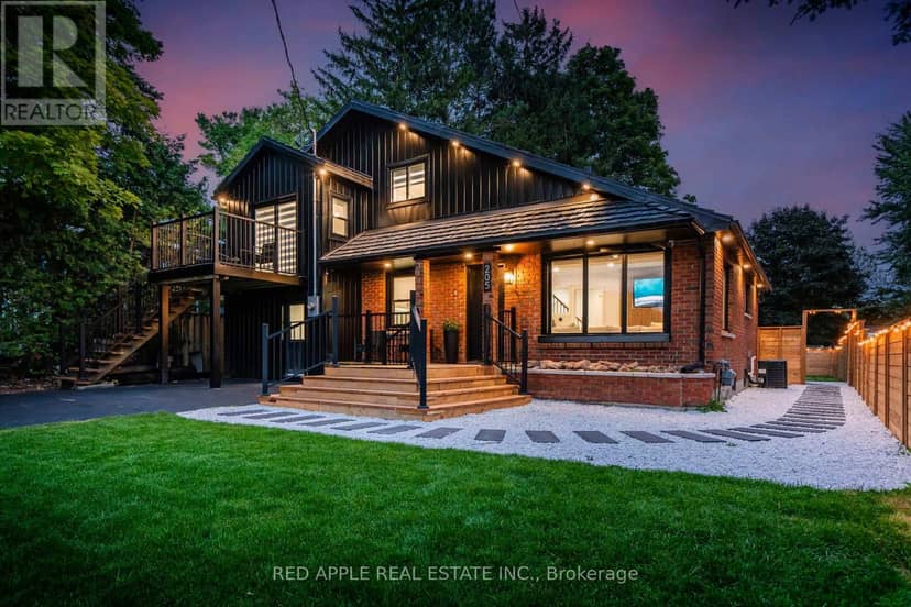 205 Hoyt Avenue — photo 1 of 40
