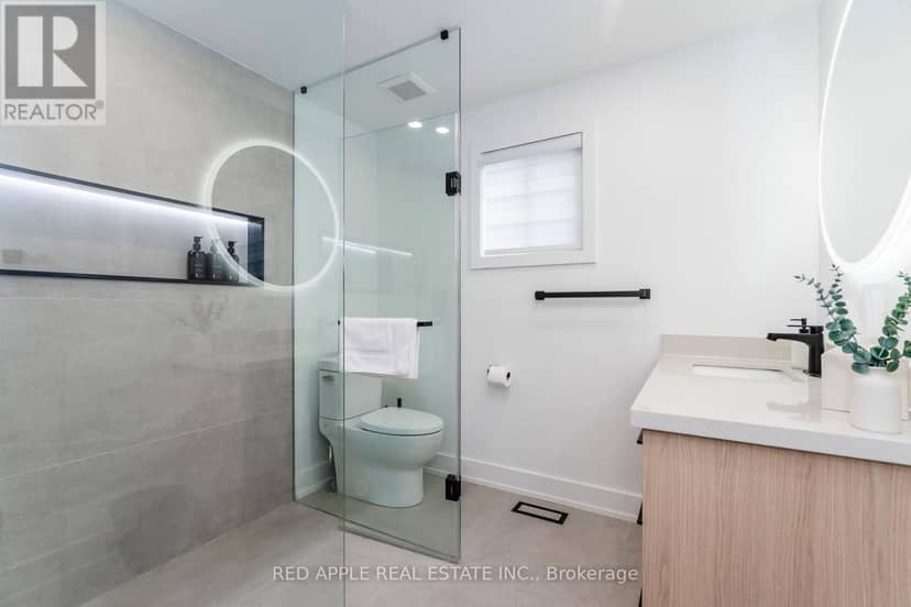 205 Hoyt Avenue — photo 17 of 40