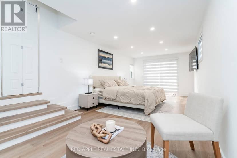205 Hoyt Avenue — photo 19 of 40