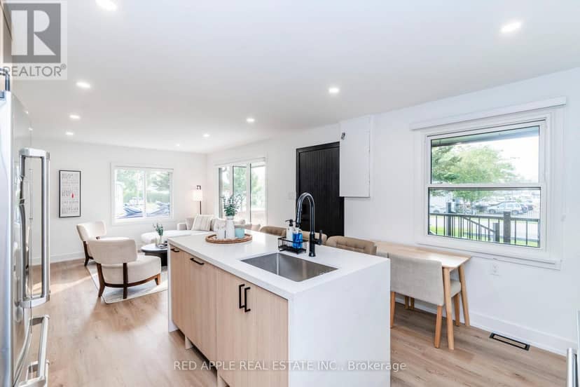 205 Hoyt Avenue — photo 6 of 40