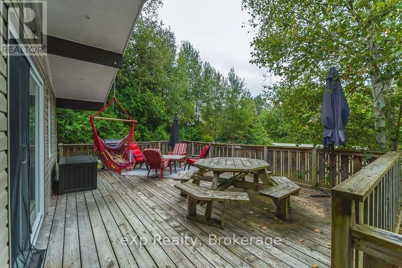1431 Sunset Drive — photo 8 of 40