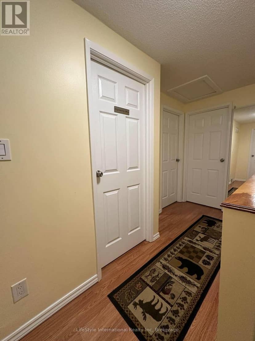 4 - 5982 Dunn Street — photo 13 of 33