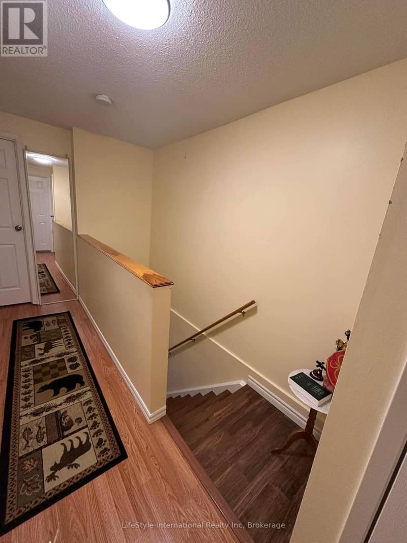 4 - 5982 Dunn Street — photo 18 of 33