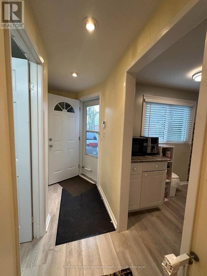 4 - 5982 Dunn Street, Niagara Falls, photo 2