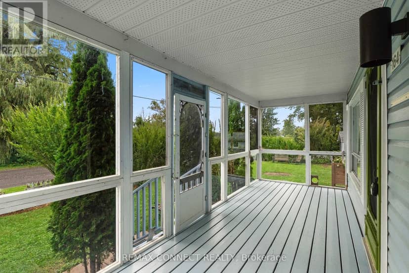 164 Harbour Street — photo 3 of 16