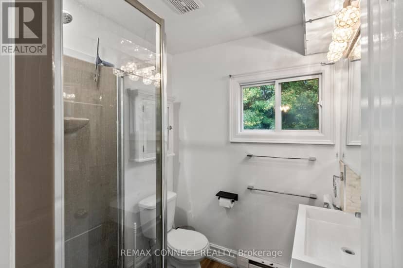 164 Harbour Street — photo 9 of 16