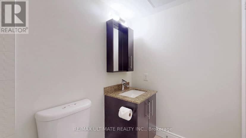 718 - 273 South Park Road — photo 18 of 38