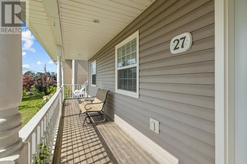 27 Doiron Drive — photo 5 of 40