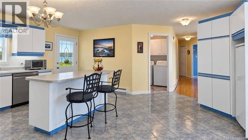 894 rue des Chalets Street — photo 11 of 35