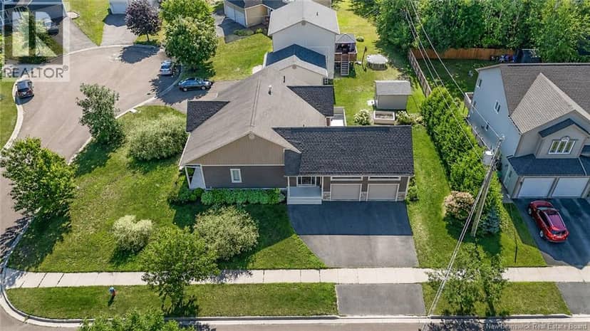 6 McNally Court — photo 3 of 40