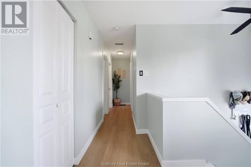 43 Shamess Crescent — photo 15 of 40