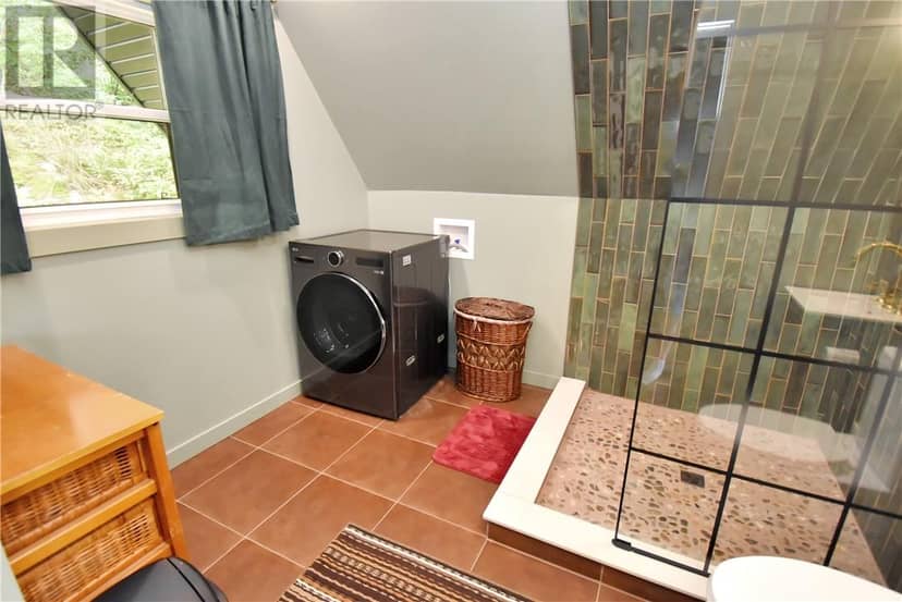 1380 Fire Route M — photo 34 of 40