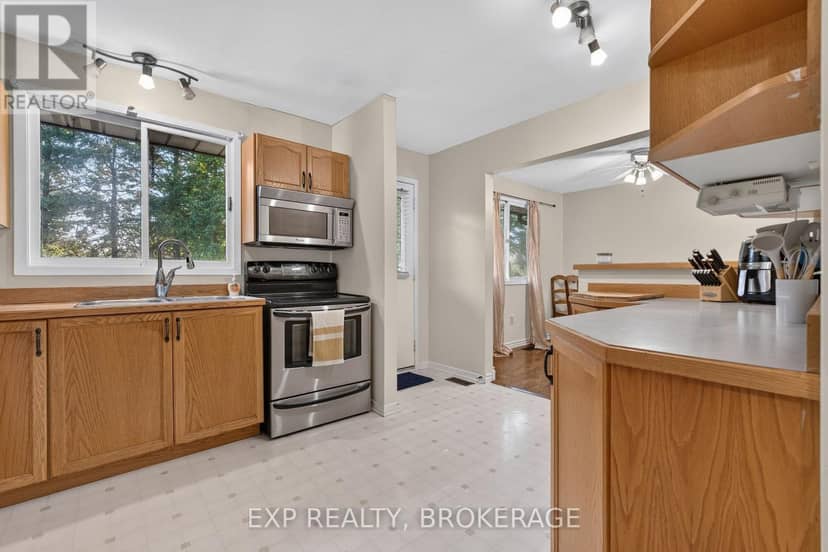 920 Safari Drive — photo 13 of 40