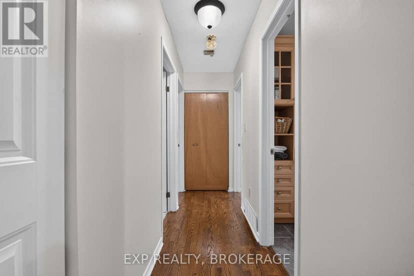 920 Safari Drive — photo 15 of 40