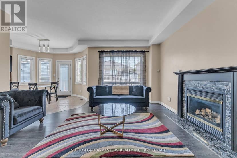 384 Emerald Street — photo 8 of 38