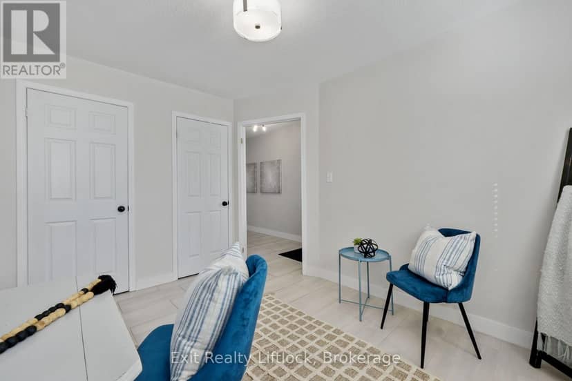 629 Tully Crescent — photo 16 of 40