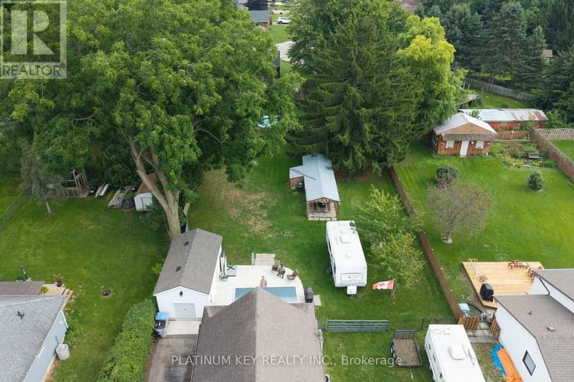 422 Metcalfe Street W — photo 38 of 40