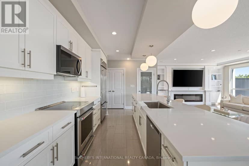 205 - 240 Villagewalk Boulevard — photo 18 of 34