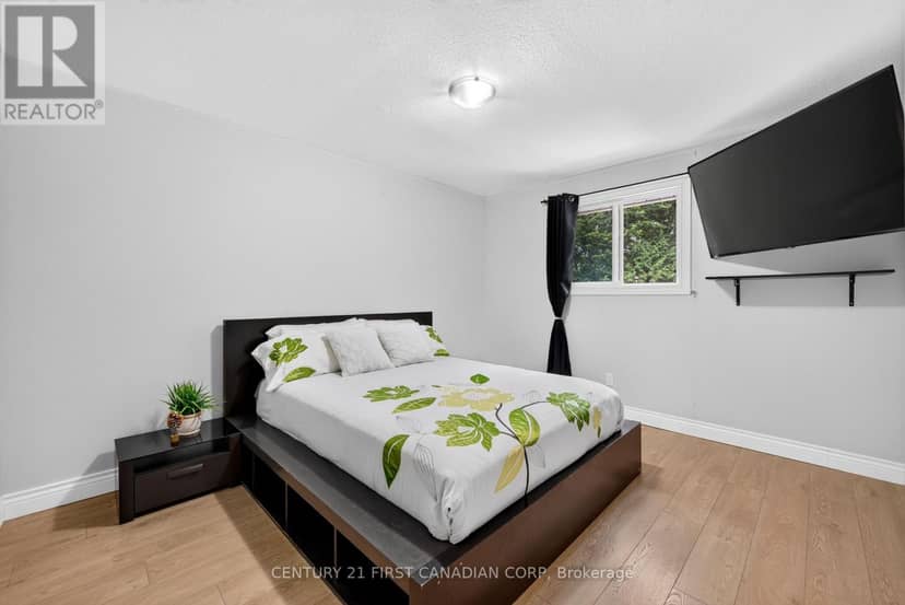 23 Brunswick Avenue — photo 18 of 40