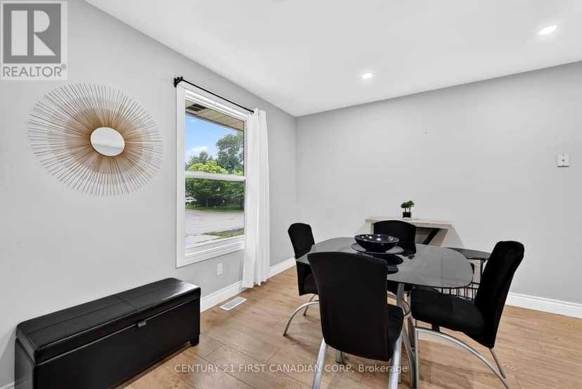 23 Brunswick Avenue — photo 2 of 40