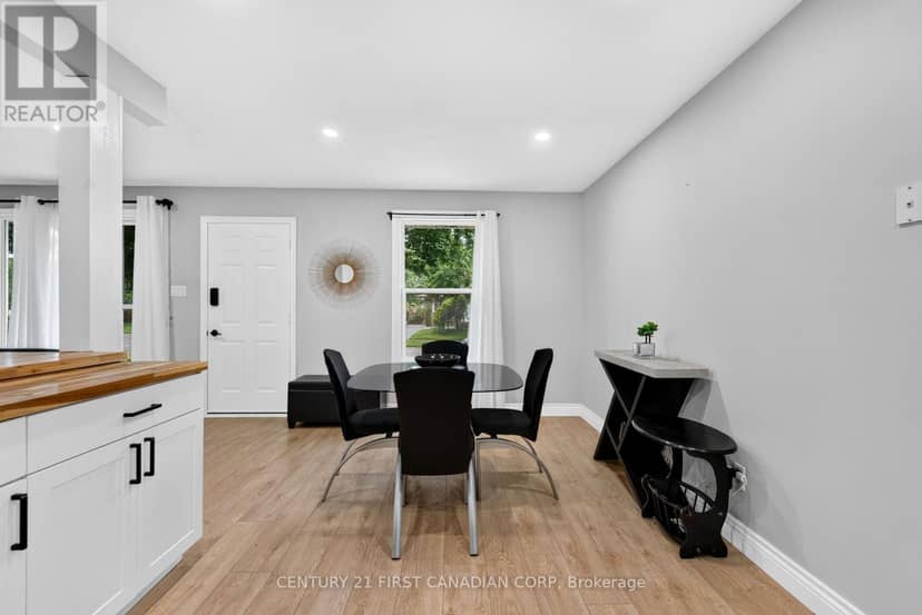 23 Brunswick Avenue — photo 3 of 40
