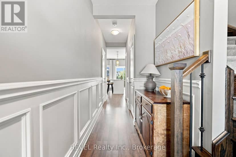 136 Acacia Road — photo 5 of 38