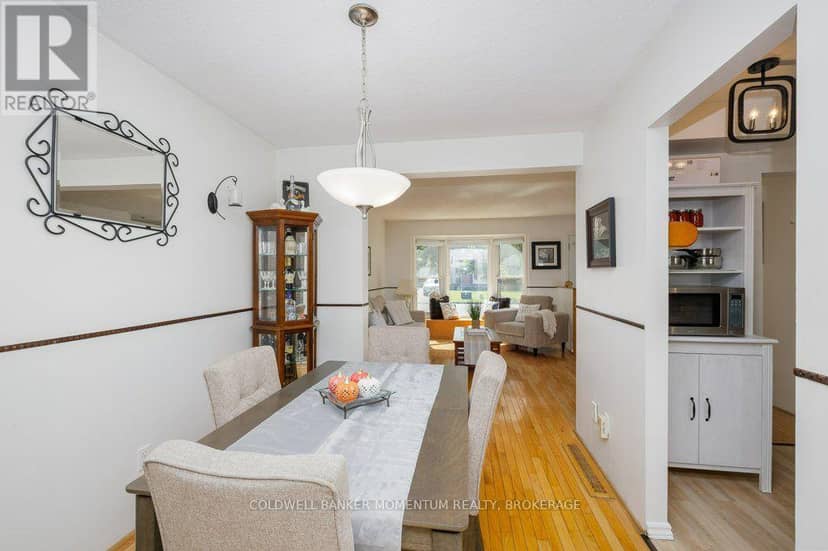 121 Dorothy Street — photo 13 of 37