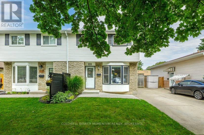 121 Dorothy Street — photo 3 of 37