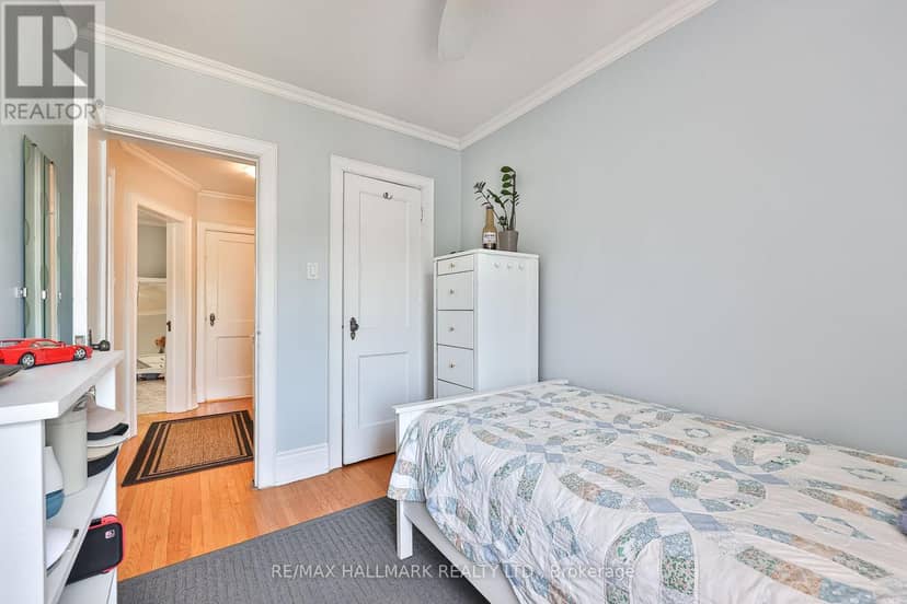 278 Woburn Avenue — photo 25 of 40