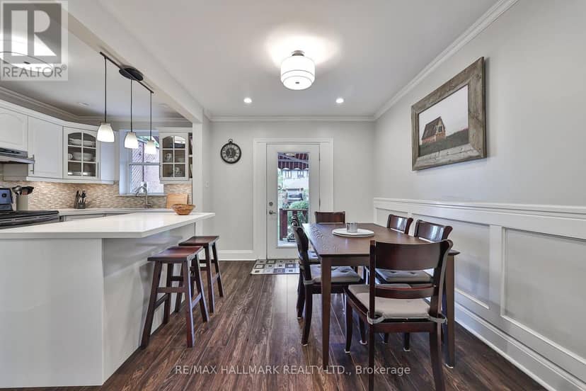 278 Woburn Avenue — photo 9 of 40