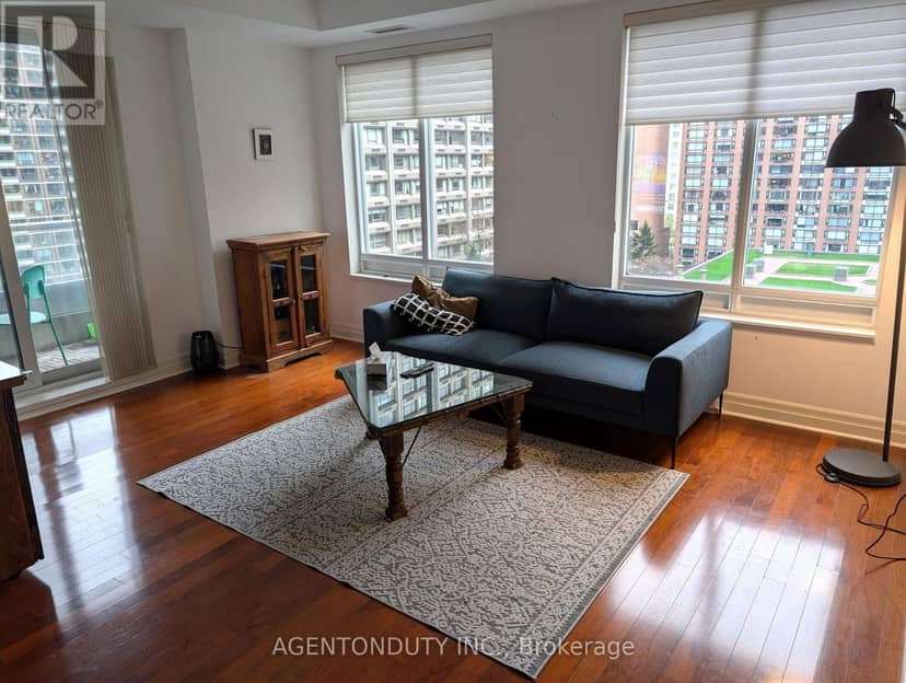1009 - 35 Balmuto Street — photo 20 of 40