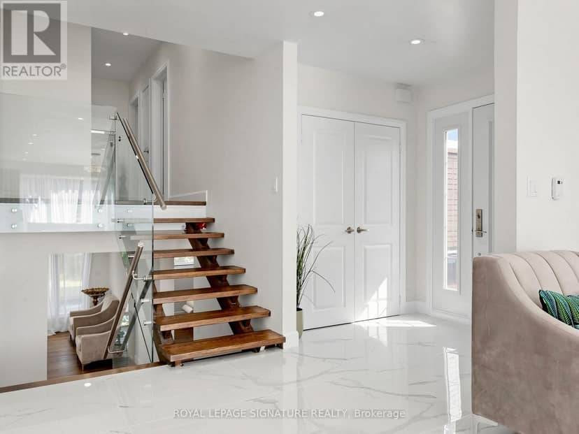 31 Tollerton Avenue — photo 13 of 40