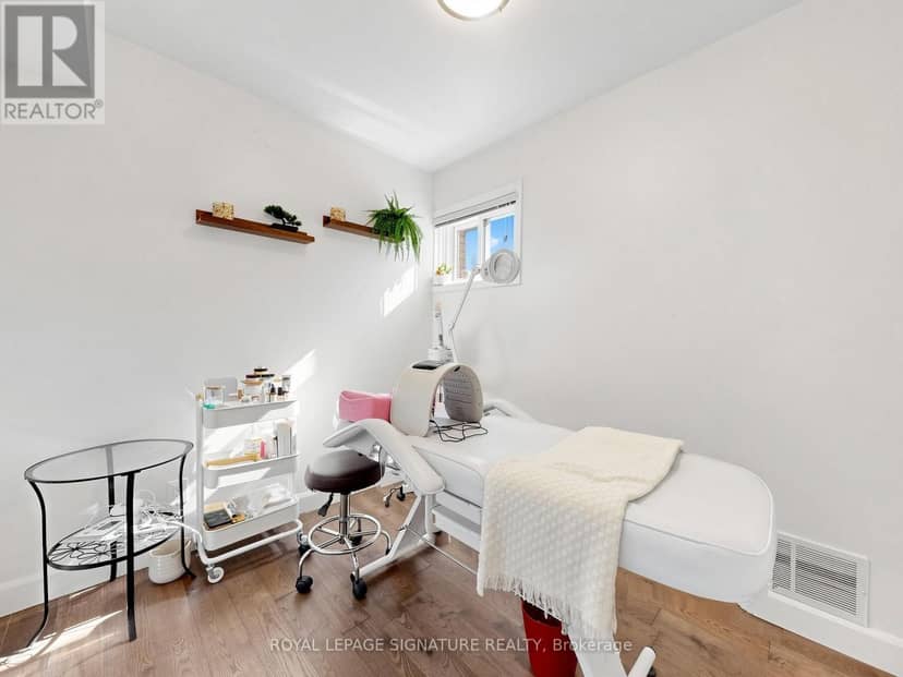 31 Tollerton Avenue — photo 31 of 40