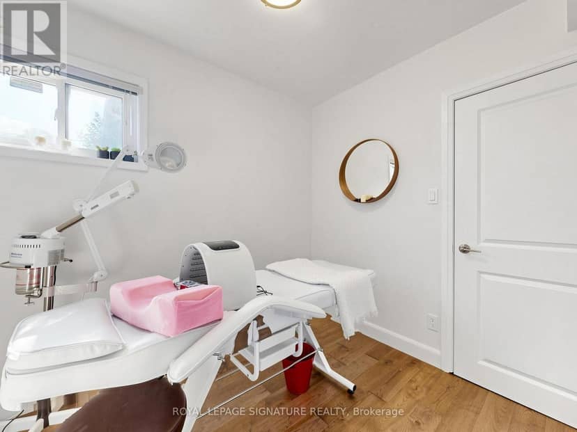 31 Tollerton Avenue — photo 32 of 40