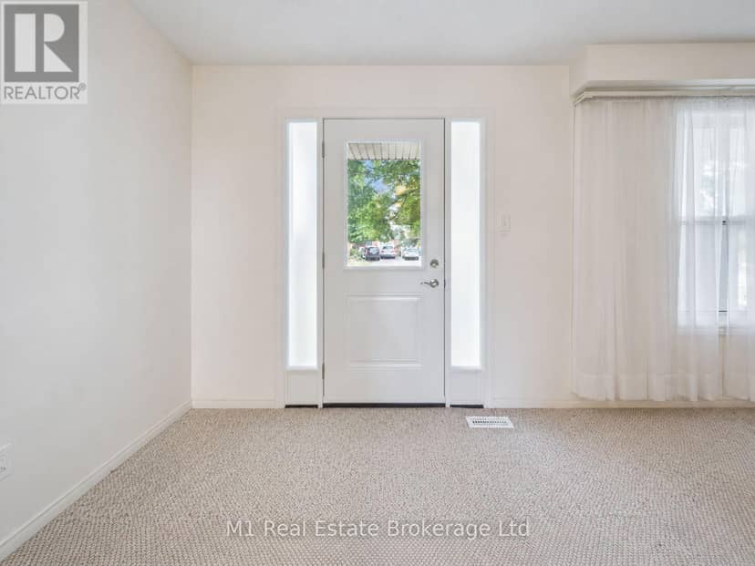 55 - 426 Grange Road — photo 5 of 32